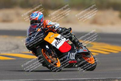 media/Sep-11-2022-SoCal Trackdays (Sun) [[81b7e951af]]/Turn 5 (1110am)/